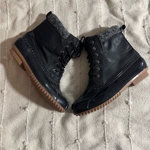 Shoe Dazzle Black Winter Boots